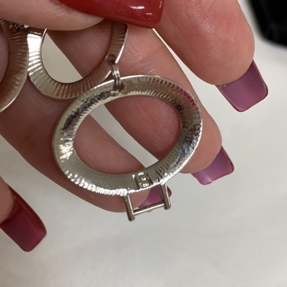 Lia Sophia open circle oval silver tone links - Picture 4 of 7